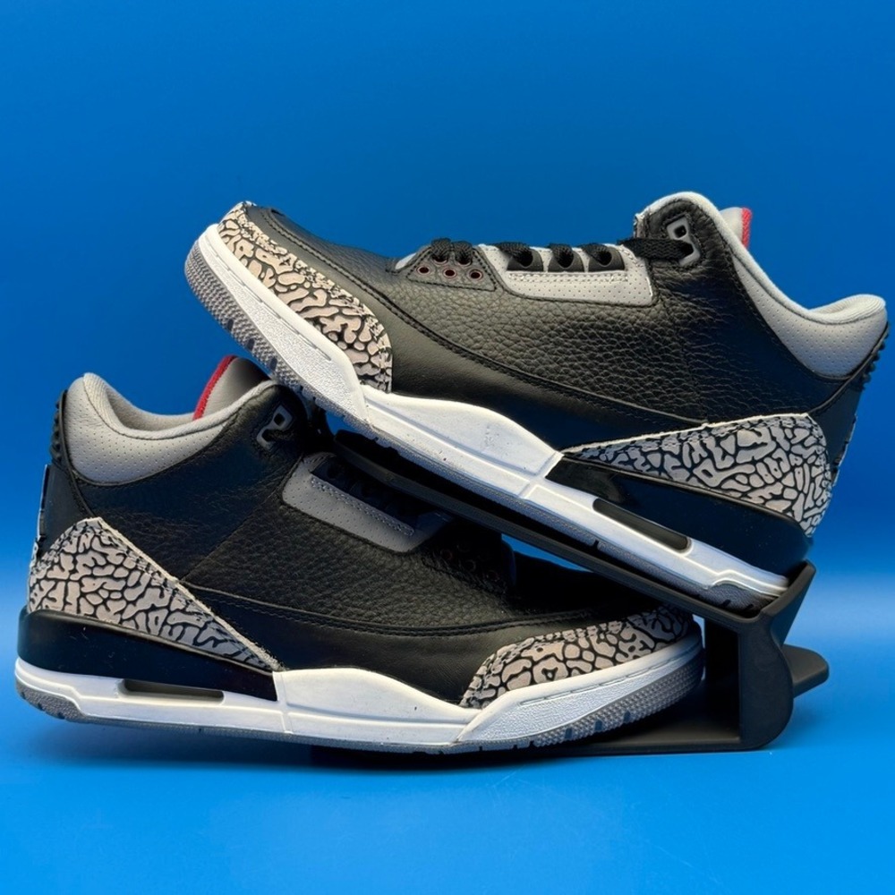 Jordan 3 Retro Black Cement Black/Varsity Red 136064-010 Size‎ 8.5 10W
